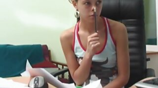Pelacur gemuk Kiara Mia dimandikan video lucah dalam kereta dengan sperma melekit - 2022-02-11 19:06:52
