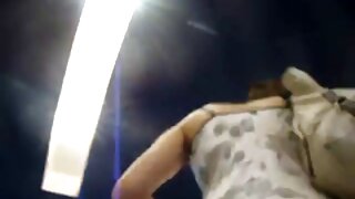 Gadis berambut merah berapi-api dengan payudara berbuih menggembirakan rakan video lucah bohsia seksinya di atas katil - 2022-02-11 03:51:36